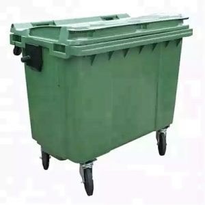 Plastic waste disposal bin